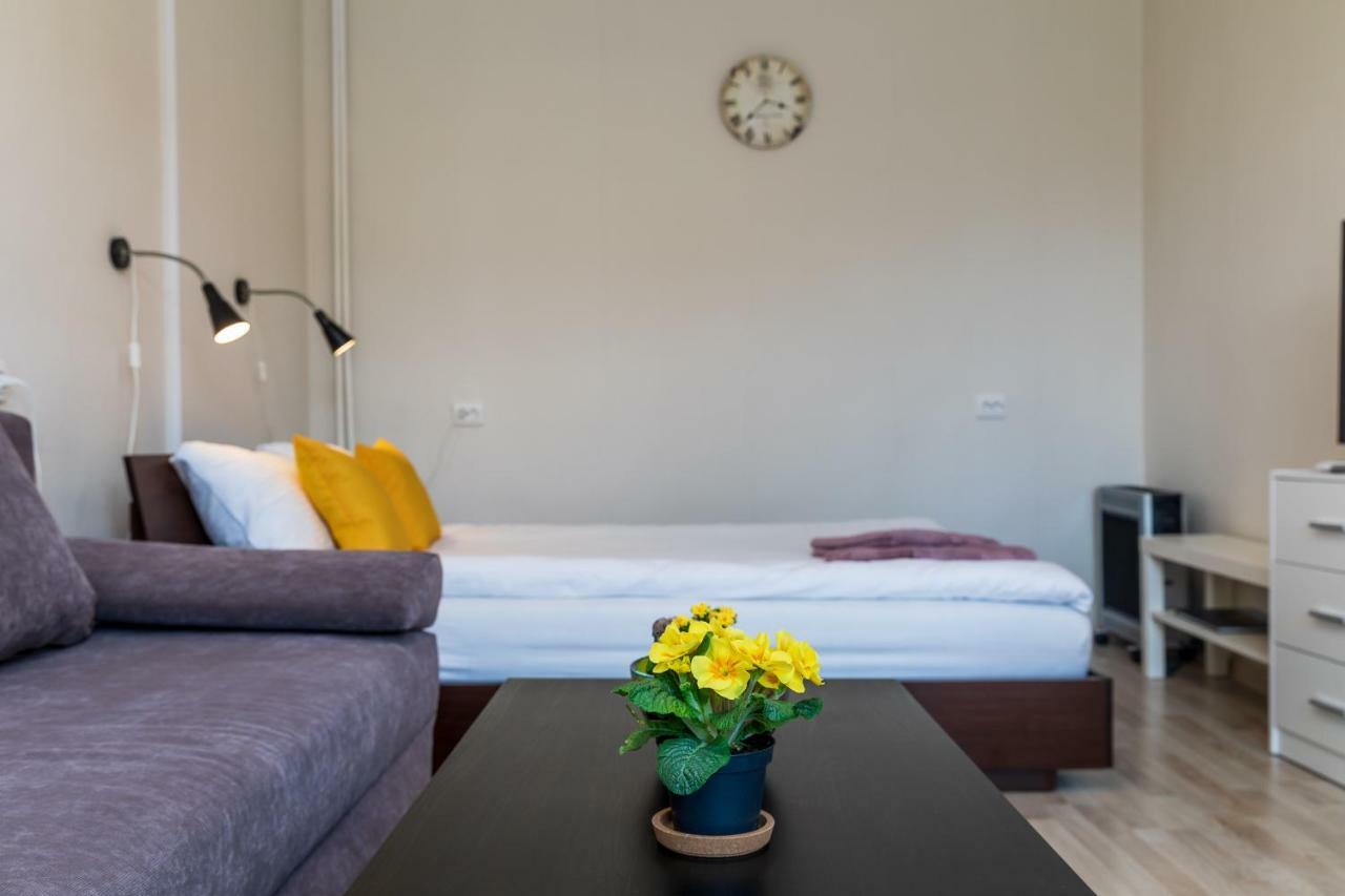 Compact Apartment Near Food Market In The Oldtown Plus Free Parking 克莱佩达 外观 照片
